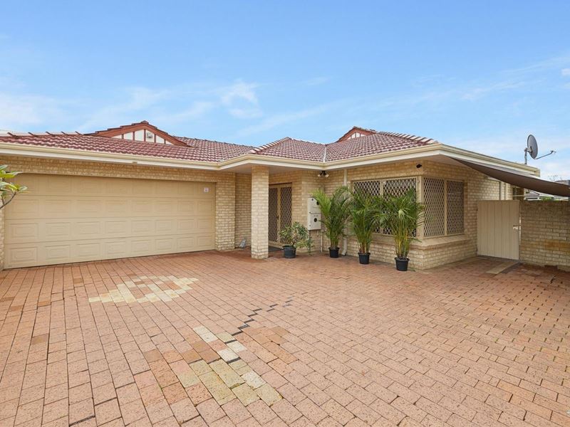 2/140 Manning Road, Manning WA 6152