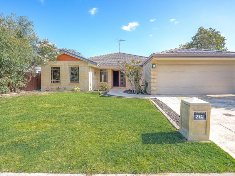 214 Peelwood Parade, Halls Head