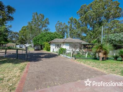 7 Mitchell Street, Wungong WA 6112