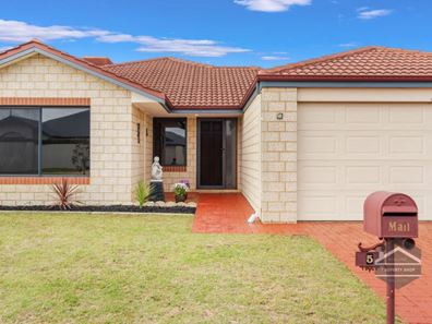 5 Tamar Break, Madora Bay WA 6210