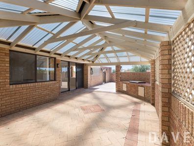 21 Greenhill Court, Kallaroo WA 6025