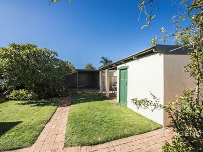 124 Chapman Road, Geraldton WA 6530