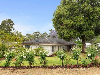 165 Coolgardie Street, Mundaring WA 6073