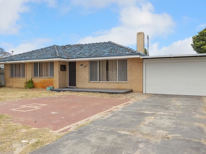 245 Spencer Road, Thornlie WA 6108