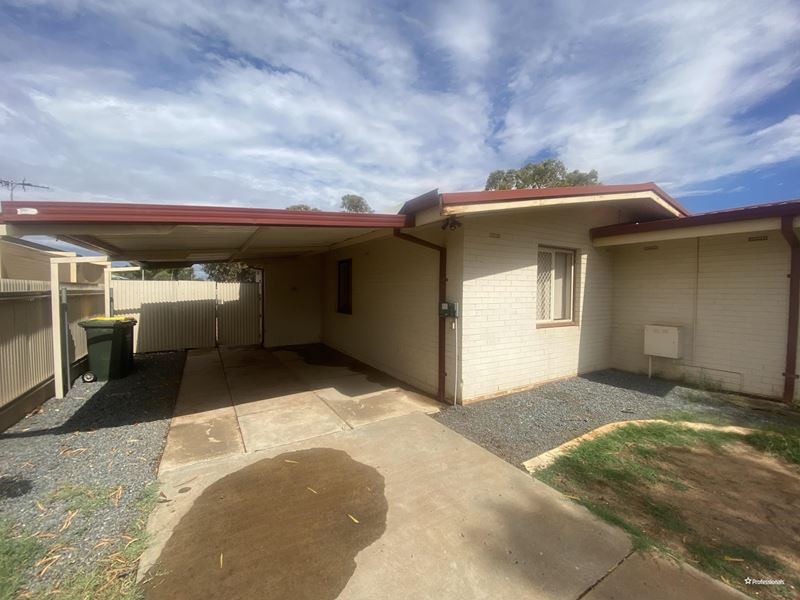 8 Blackall Place, South Kalgoorlie