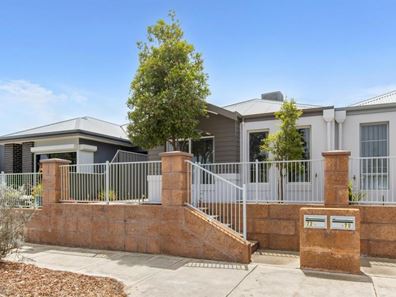 72 Bauer Circle, Banksia Grove WA 6031