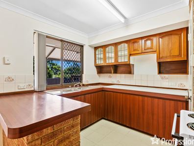 17 Heslop Road, Lesmurdie WA 6076