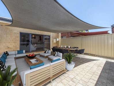 39 Kerkeri Heights, Lakelands WA 6180