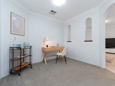 6B Isabella Crescent, Manning WA 6152
