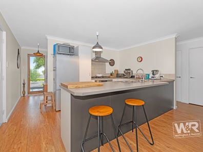9 Dyer Court, Bayonet Head WA 6330
