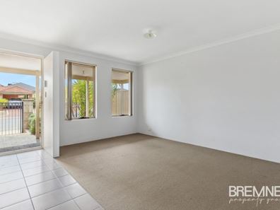 28 Dewsbury Drive, Bertram WA 6167