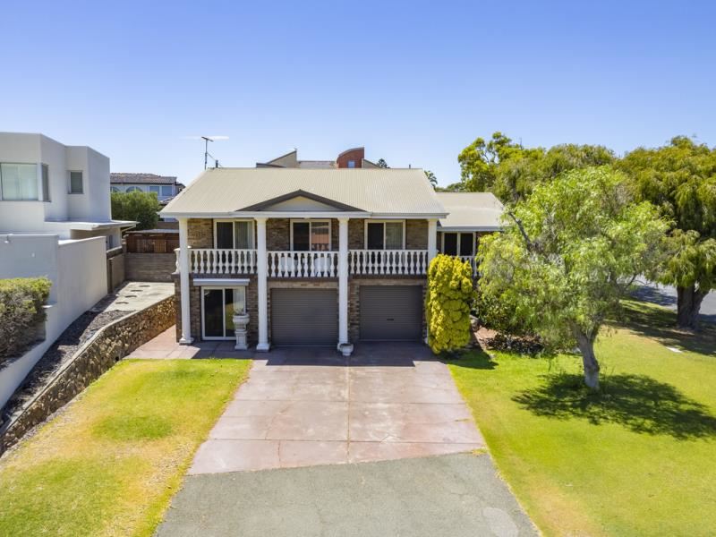 32 Empire Avenue, City Beach WA 6015