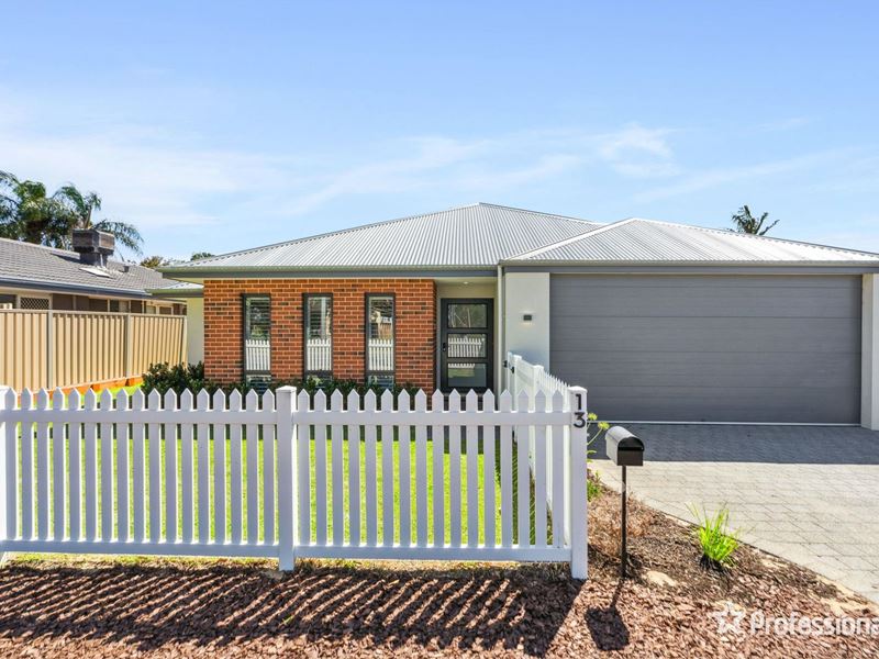 13 Hartfield Road, Forrestfield WA 6058