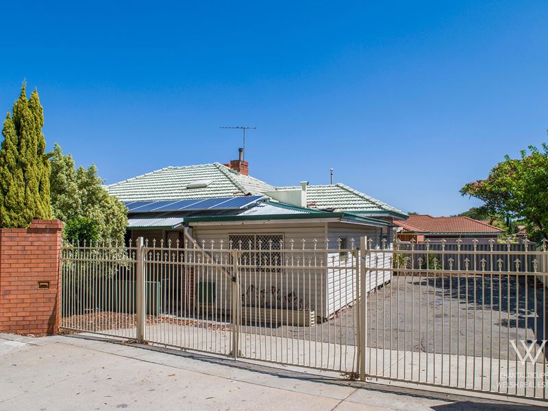 246 Orrong Road, Carlisle WA 6101