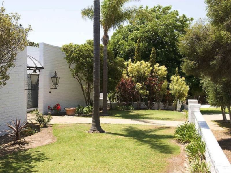 36 Boronia Crescent, City Beach WA 6015