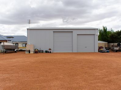 6 Tyford Road, Dongara WA 6525