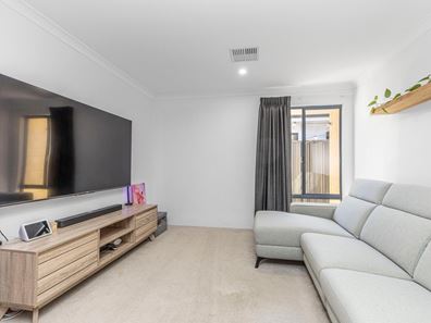 24 Auburn Vista, Brabham WA 6055