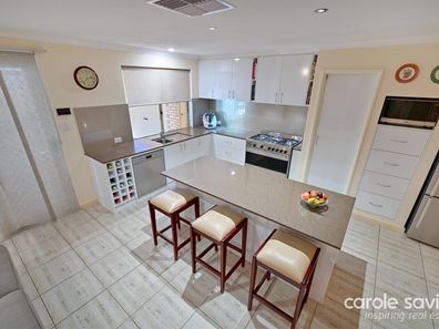 94 Chichester Drive, Woodvale WA 6026