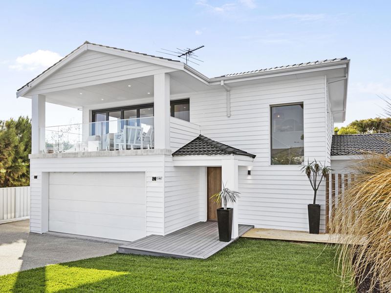 17 Elvire Street, Watermans Bay WA 6020