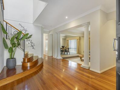 21 Silkwood Turn, Churchlands WA 6018