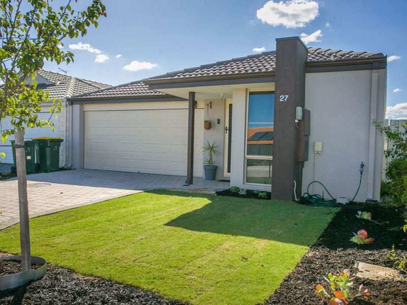 27 Fiord Way, Aveley