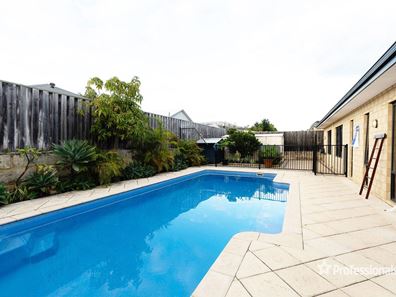 9 Blendon Avenue, Ellenbrook WA 6069