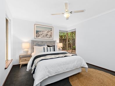 2b Kingston Place, Kardinya WA 6163