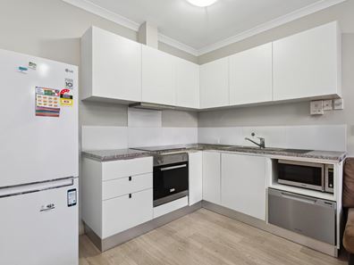 6/13 Delrosso Place, O'Connor WA 6163