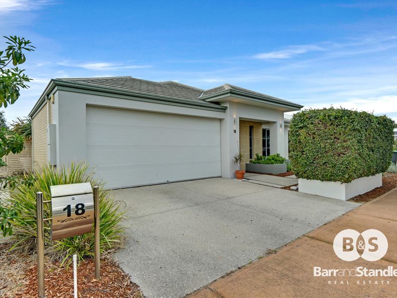 18 Glenelg Drive, Millbridge WA 6232