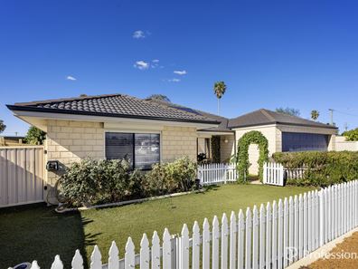 8 Hepburn Street, Utakarra WA 6530