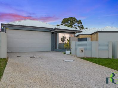 135 Blackwood Avenue, Hamilton Hill WA 6163