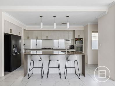 36 Davenport Approach, Wandi WA 6167
