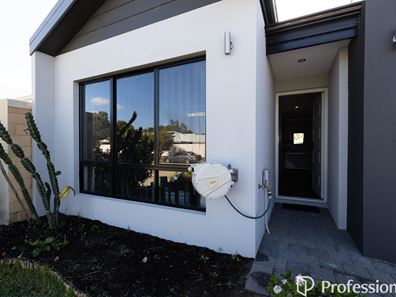 9 Discovery Vista, Ellenbrook WA 6069