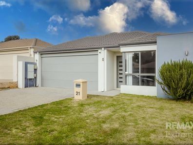 21 Vignerons Loop, Hocking WA 6065