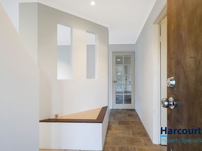 22A Waratah Court, Maddington WA 6109