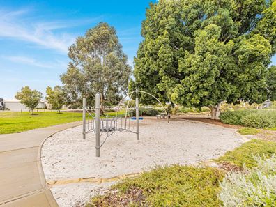 37 Georgina Parade, Brabham WA 6055
