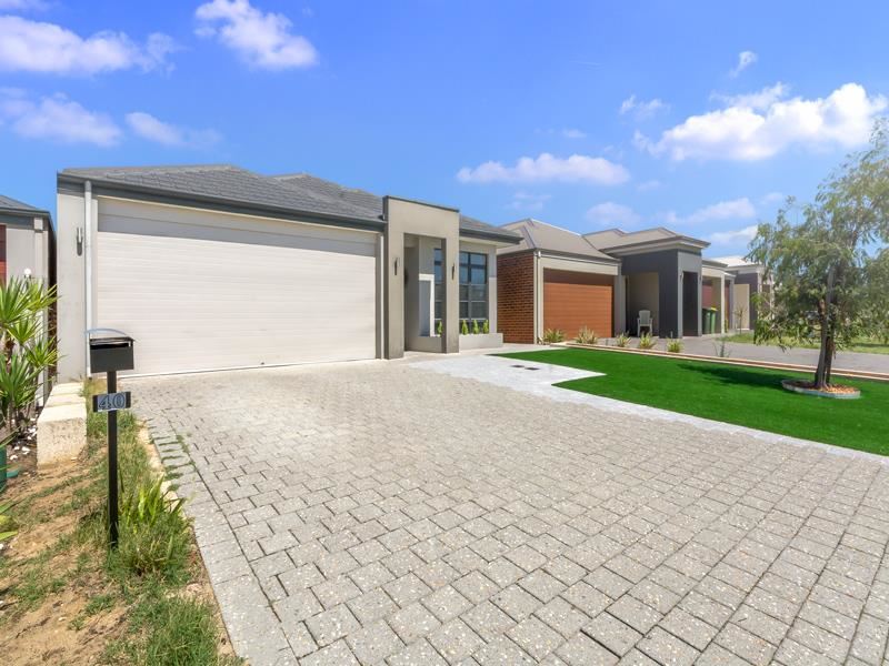 40 Wycliffe Turn, Piara Waters WA 6112
