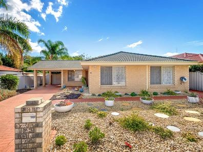 8 Hertford Elbow, College Grove WA 6230