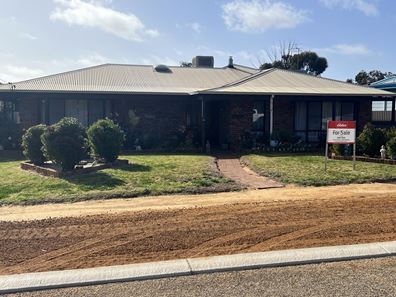 7 Taurus Street, Southern Cross WA 6426