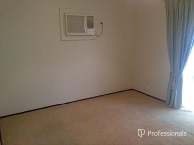 29 Lester Drive, Thornlie WA 6108