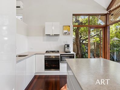 17 Roseberry Avenue, South Perth WA 6151