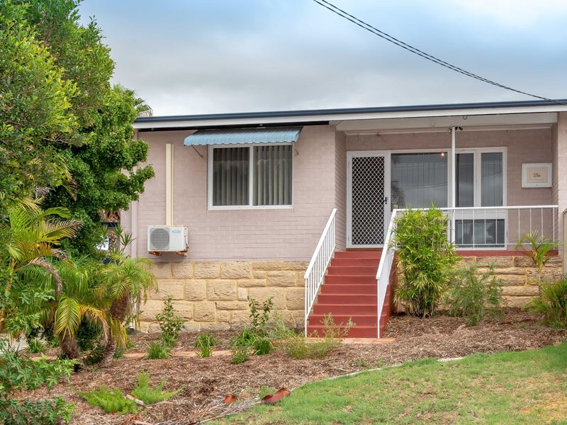 26A Roydon Way, Girrawheen WA 6064