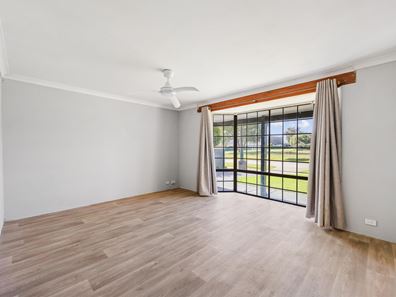 77 Ewart Street, Midland WA 6056