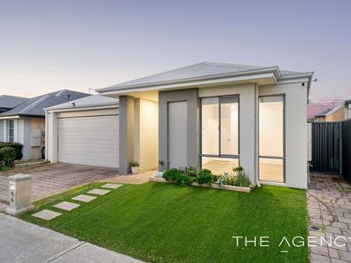 10 Wintergreen Crescent, Treeby WA 6164