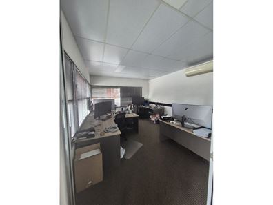 16/8 Hurley Street, Canning Vale WA 6155