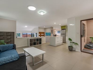 17 The Ramble, Woodvale WA 6026
