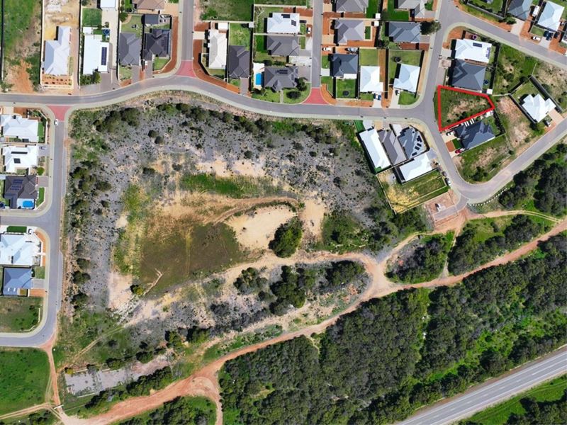 11 Stormking Loop, Wandina WA 6530