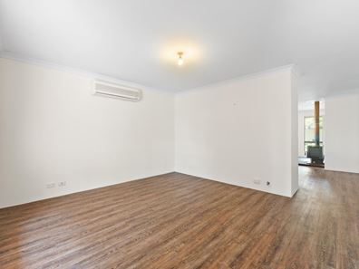 42 Fairview Drive, Waikiki WA 6169