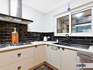 57 Christmas Avenue, Orelia WA 6167