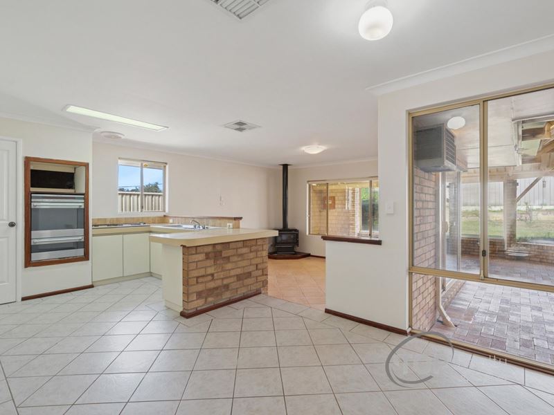 5 Collins Road, Willetton WA 6155
